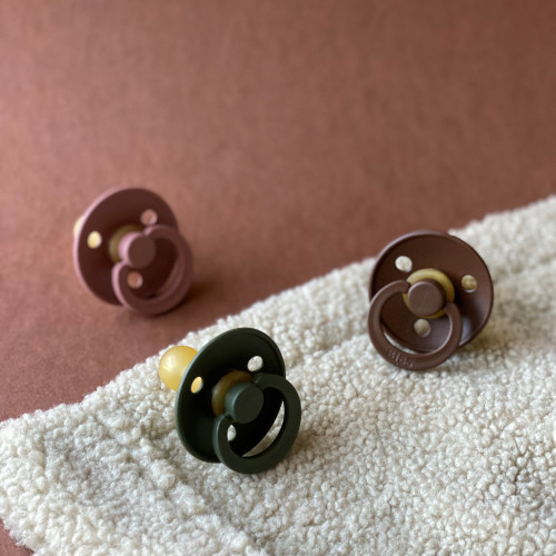 BIBS - Színes cumi - több méretben - Terepzöld