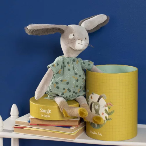 Moulin Roty - A három kisnyuszi - Plüss nyuszi díszdobozban- zsálya (34 cm)