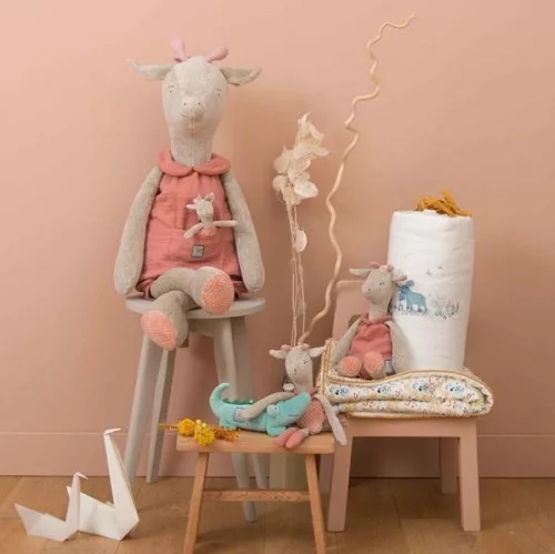 Csomagolássérült termék - Moulin Roty - A majomkenyérfa alatt - szundikendő díszdobozban - zsiráf