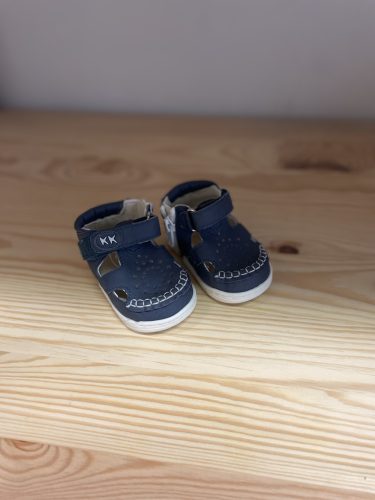 Doboz nélküli cipő - Azaga - cipzáros talpú cipő az első lépésekhez - zárt szandál - szeder - 15/16