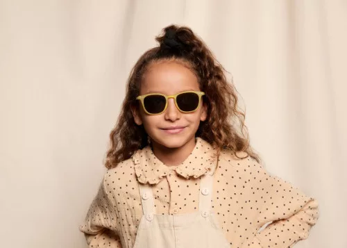 IZIPIZI - Napszemüveg junior - 5-10 év - Trapéz keret - Honey