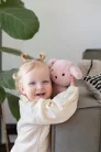 TIAMO SNUFFIE PLÜSS KUTYA 25 CM - RÓZSASZÍN