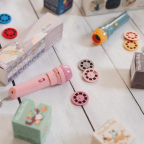 Mesevetítő lámpák és korongok