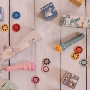 Mesevetítő lámpa és korong