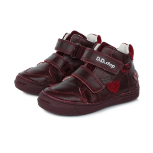 D.D.Step – Gyerekcipő – Átmeneti kislány bőrcipő – piros, szívecskék